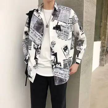 2023 Пролетно-есенно-зимна мода хонг конг свободен стил, намаляване с газетным принтом мъжко красиво ежедневното палто риза